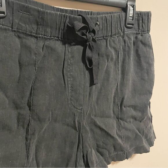 Aritzia Babaton Bastien Black Linen Shorts- Size Medium - Picture 4 of 7